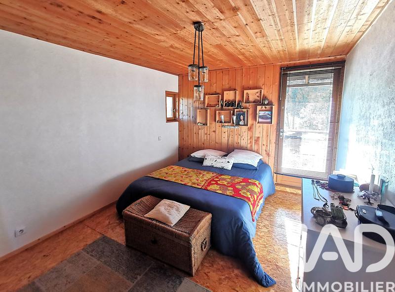 Maison - 170 m² - 8 pièces