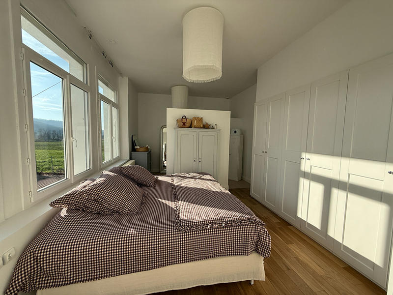 Maison - 292 m² - 10 pièces