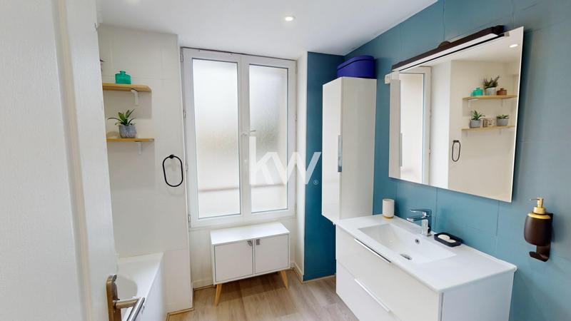 Maison - 83 m² - 3 pièces