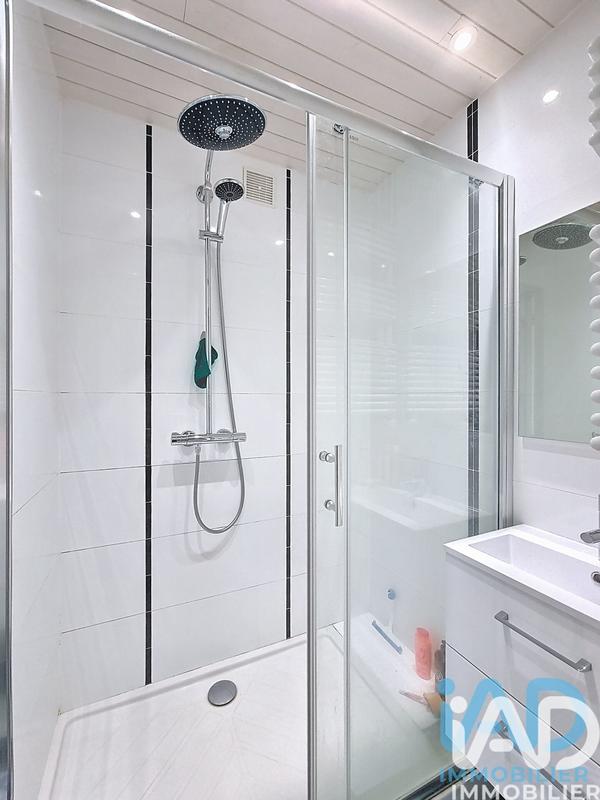 Appartement - 93 m² - 5 pièces