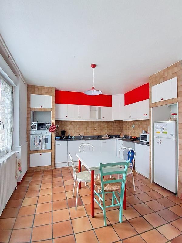 Maison - 189 m² - 6 pièces