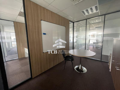 Bureau - 434 m²