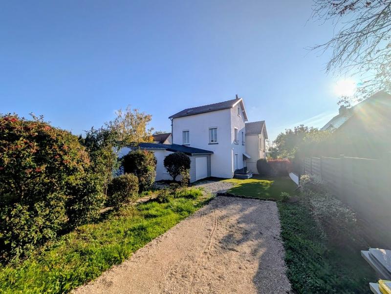 Maison - 112 m² - 5 pièces