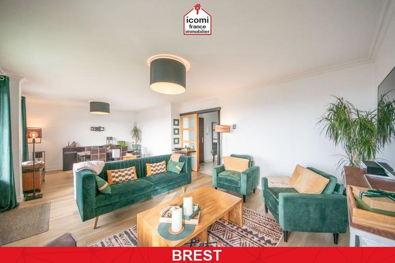 Appartement - 90 m² - 4 pièces