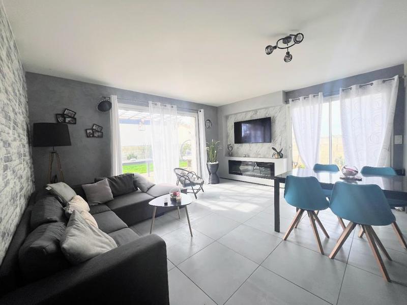 Maison - 100 m² - 5 pièces