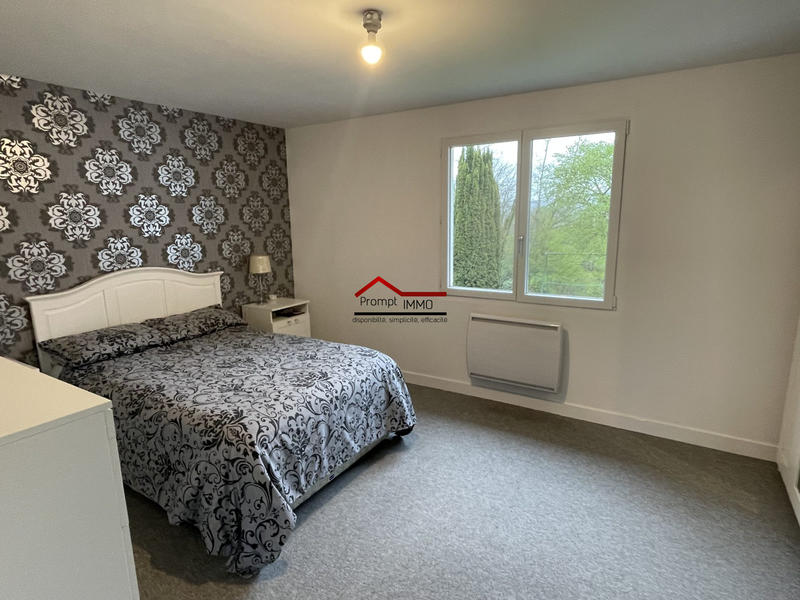 Maison - 317 m² - 11 pièces