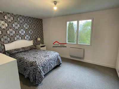 Maison - 317 m² - 11 pièces