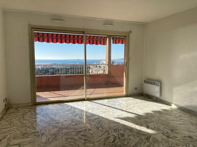 Appartement - 82 m² - 3 pièces