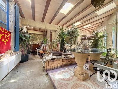 Maison de village - 775 m² - 15 pièces