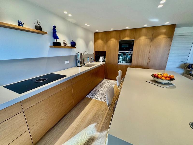 Appartement - 110 m² - 4 pièces