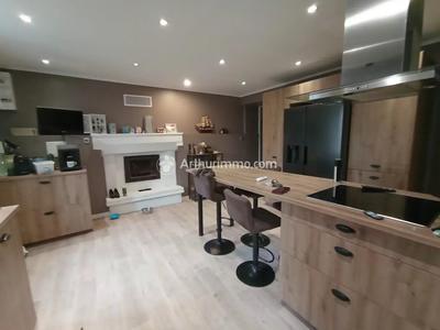 Maison - 171 m² - 7 pièces