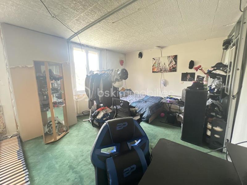 Maison - 205 m² - 7 pièces