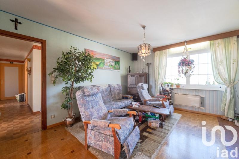 Maison - 137 m² - 8 pièces