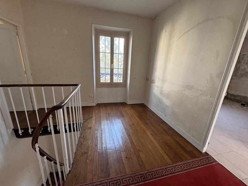 Maison - 174 m² - 6 pièces