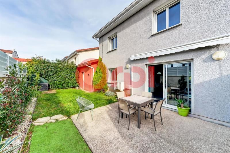 Maison - 97 m² - 4 pièces