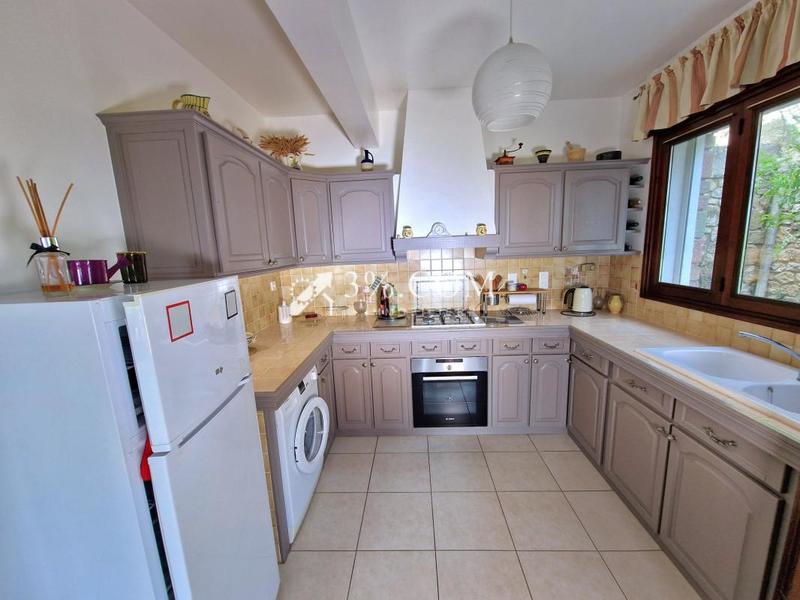 Villa - 152 m² - 8 pièces