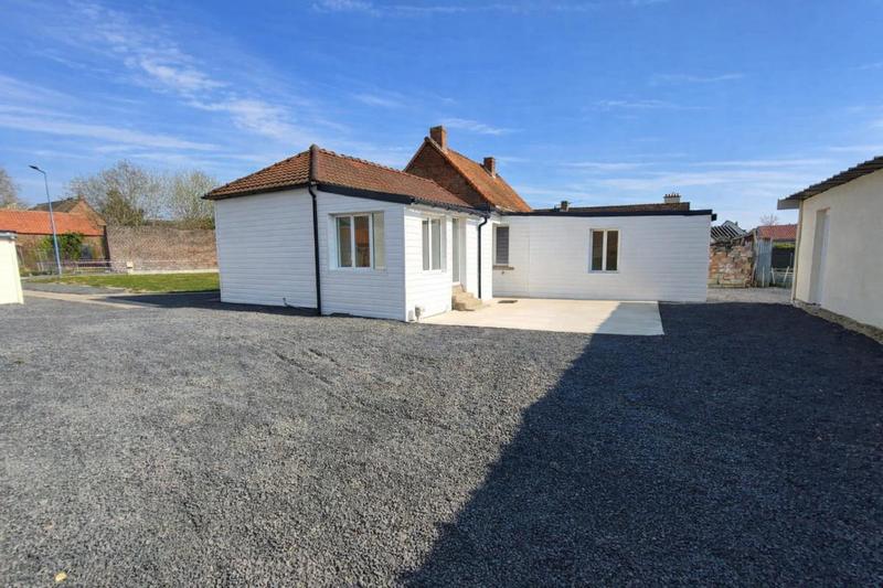 Maison - 80 m² - 4 pièces