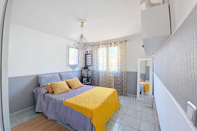 Villa - 102 m² - 4 pièces