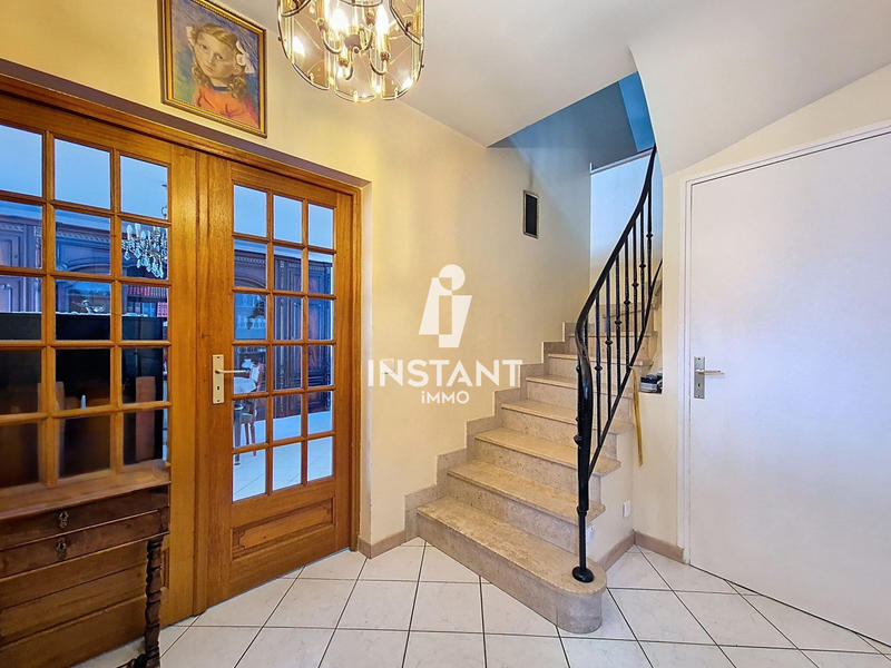 Maison - 138 m² - 6 pièces