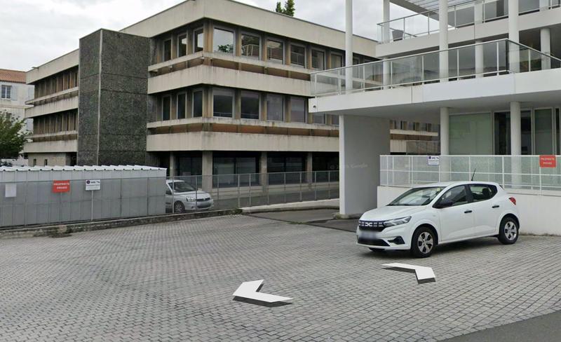 Parking / Garage - 10 m²