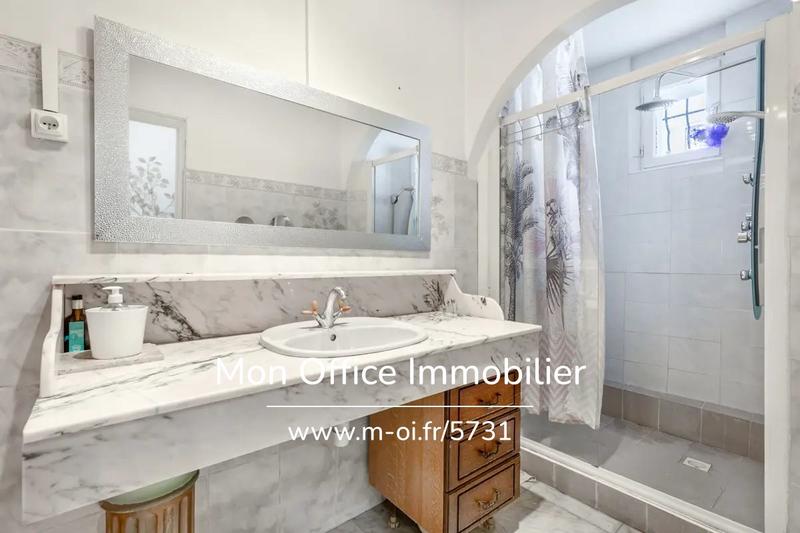 Maison - 190 m² - 4 pièces