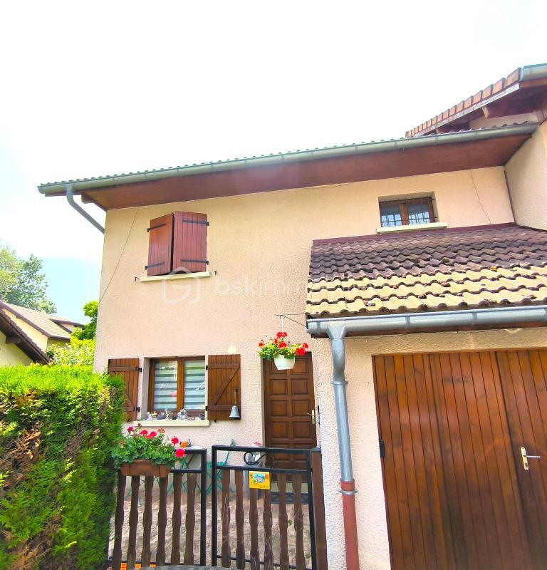 Maison - 84 m² - 4 pièces