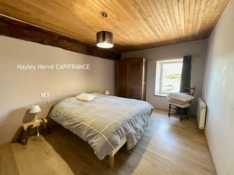 Maison en pierre - 137 m² - 5 pièces