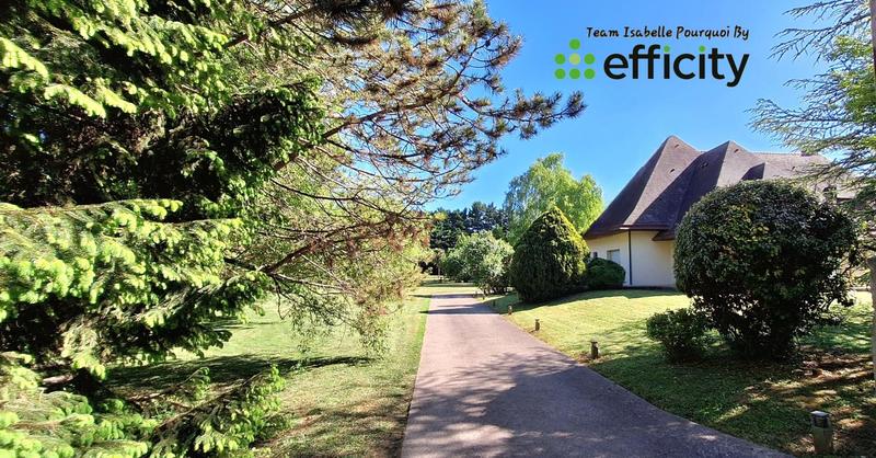 Demeure - 420 m² - 14 pièces