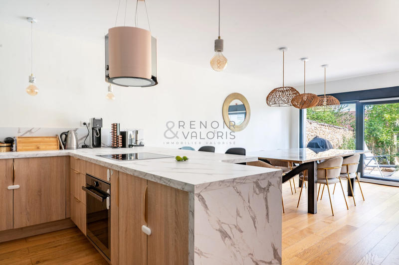 Maison - 160 m² - 5 pièces