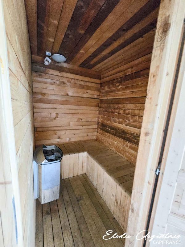 Châlet - 206 m² - 8 pièces