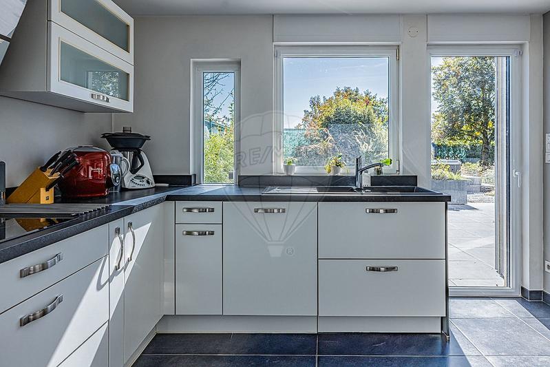 Maison d'architecte - 232 m² - 8 pièces