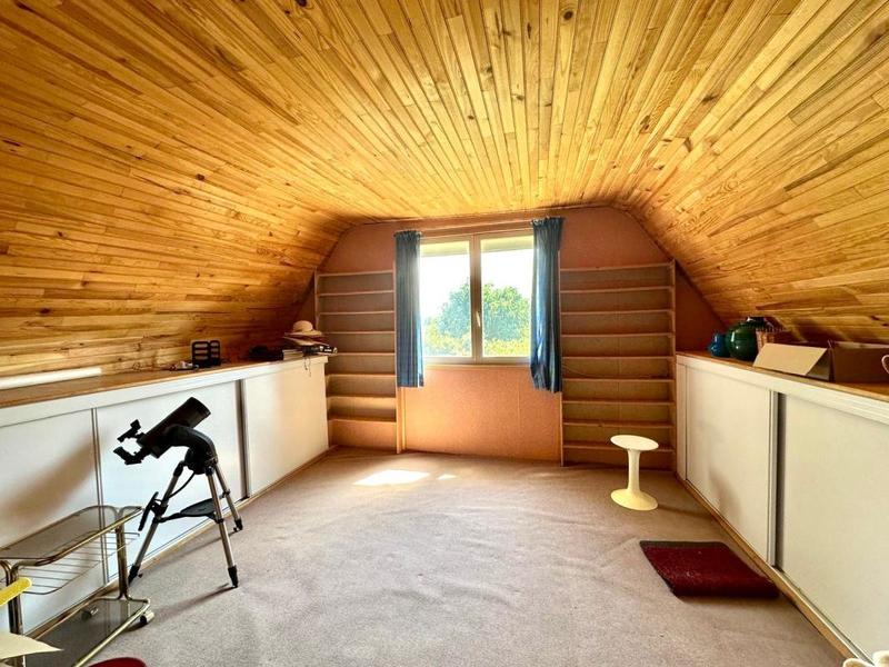 Maison - 213 m² - 7 pièces