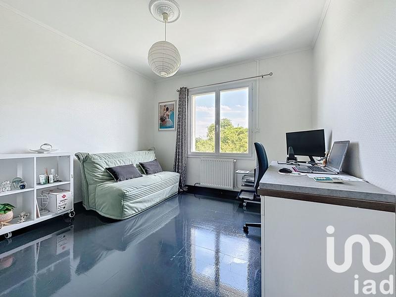 Maison - 200 m² - 9 pièces