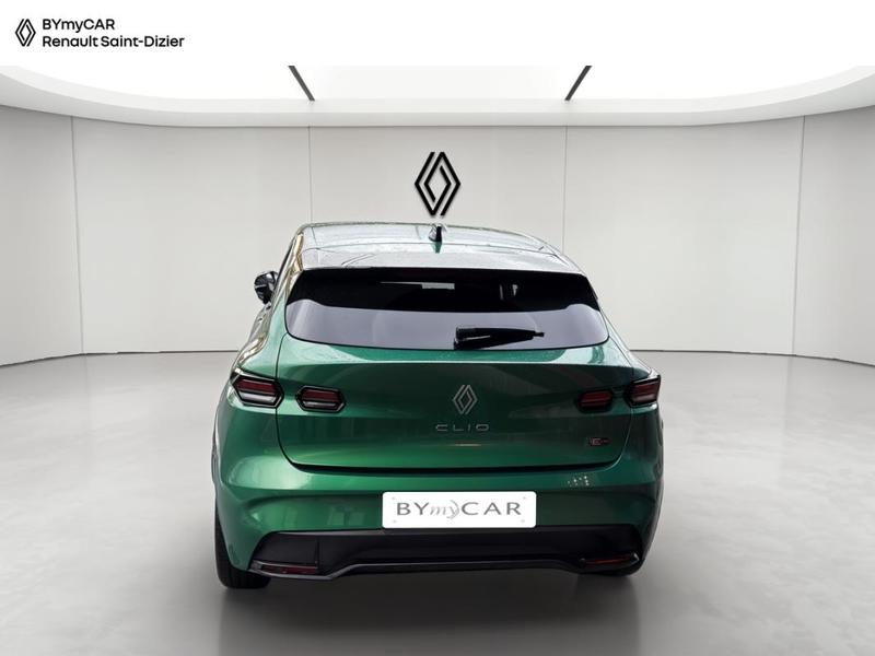 Renault Clio VI Hybrid E-Tech full 160 ch Techno