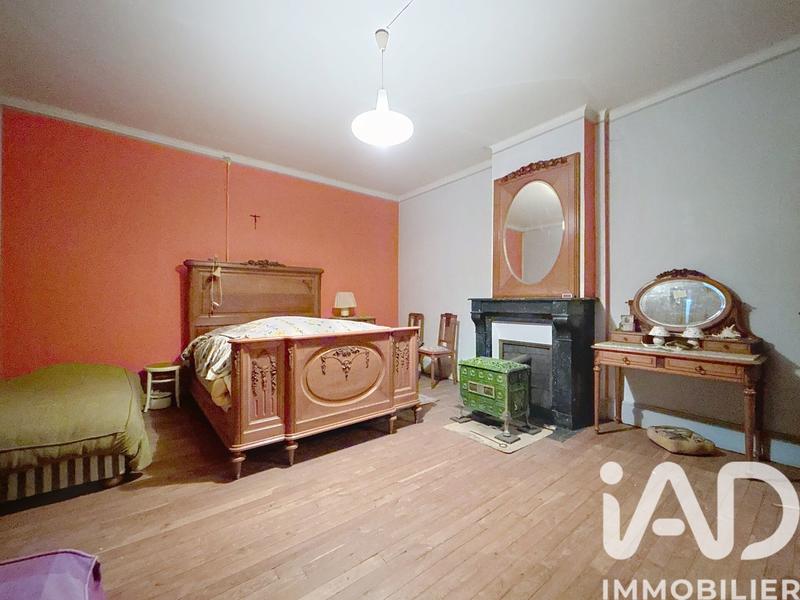 Maison - 200 m² - 6 pièces