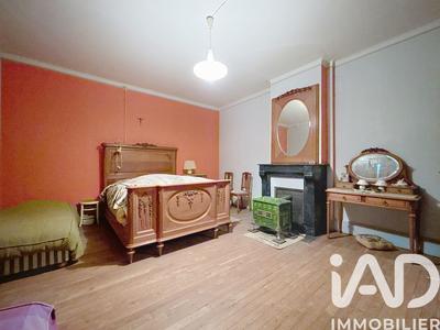 Maison - 200 m² - 6 pièces