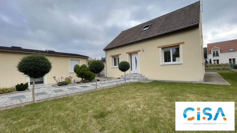 Maison traditionnelle - 106 m² - 5 pièces