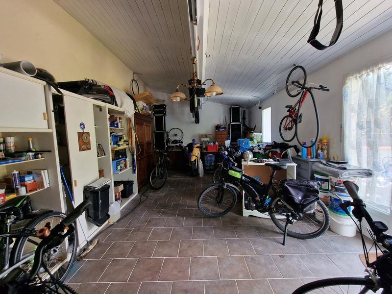 Maison - 175 m² - 6 pièces