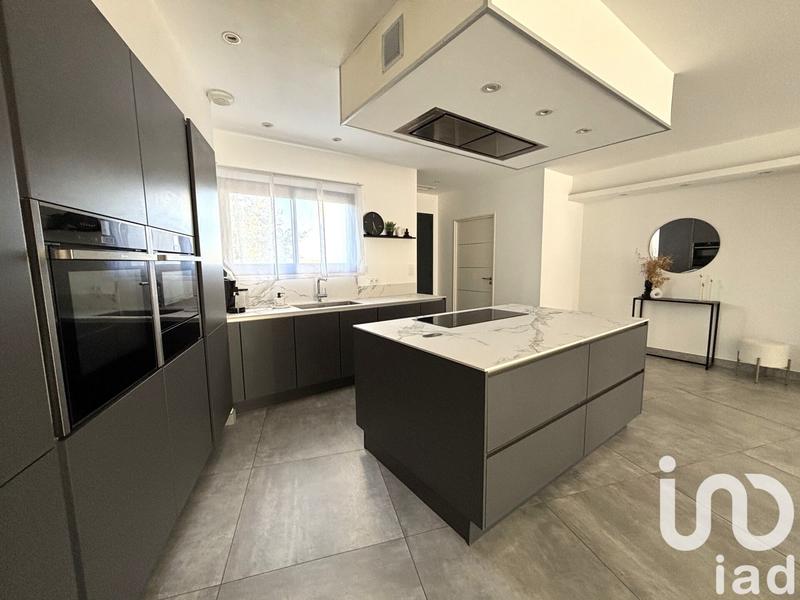 Maison - 158 m² - 5 pièces