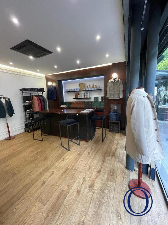 Local commercial - 76 m²