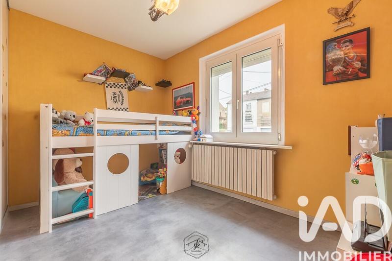 Maison - 80 m² - 5 pièces