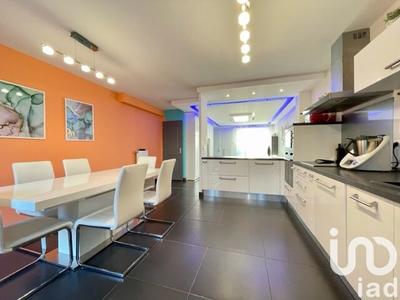 Maison - 105 m² - 4 pièces