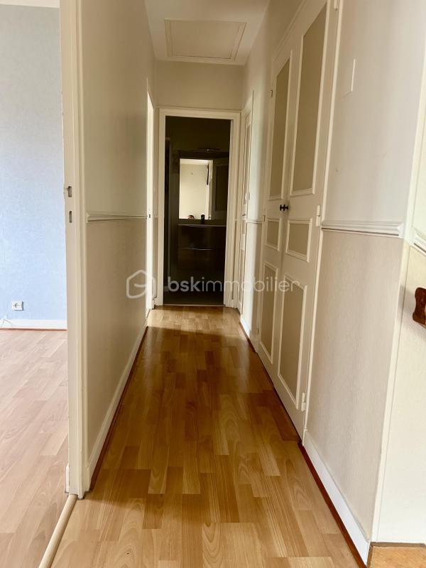 Maison - 92 m² - 5 pièces