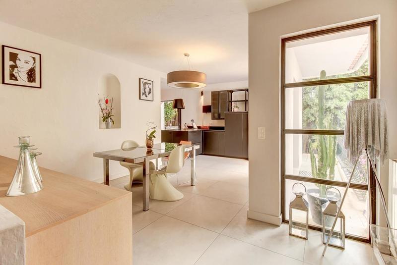 Villa - 204 m² - 6 pièces