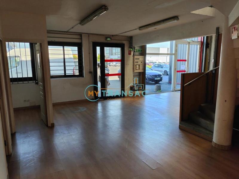 Local d'activité / Entrepôt - 358 m²