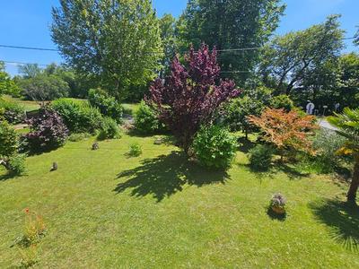 Maison - 188 m² - 8 pièces