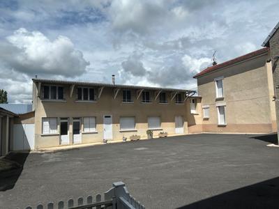 Maison ancienne - 189 m² - 10 pièces