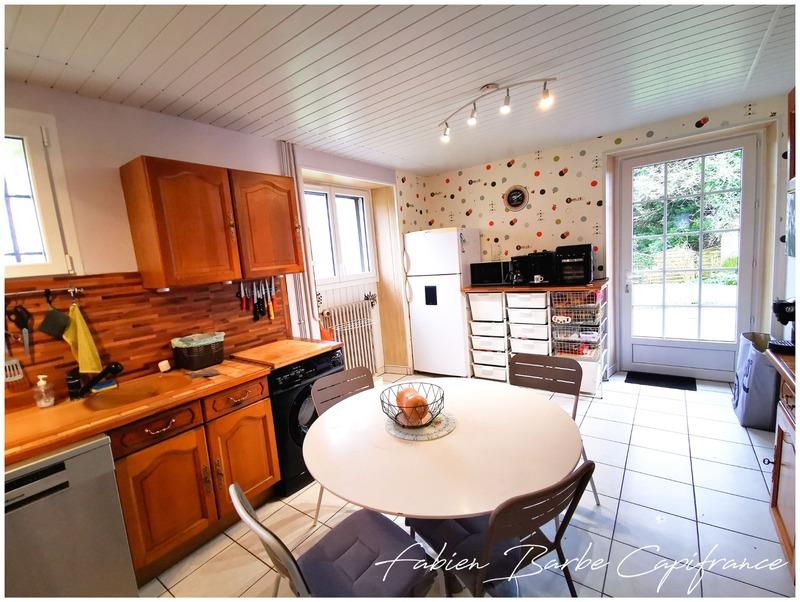 Maison - 170 m² - 8 pièces