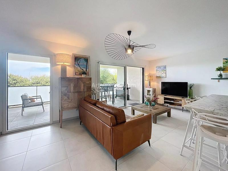 Appartement - 62 m² - 3 pièces