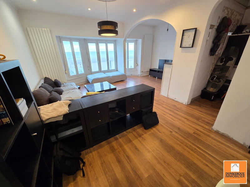 Appartement - 95 m² - 2 pièces